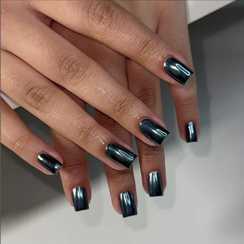 Miniatura 24 de Uñas Postizas Cuadradas de Cromo Púrpura Cortas Medianas para Presionar, KQueenest Uñas Acrílicas Falsas de Plateado Metálico Espejo para Presionar
