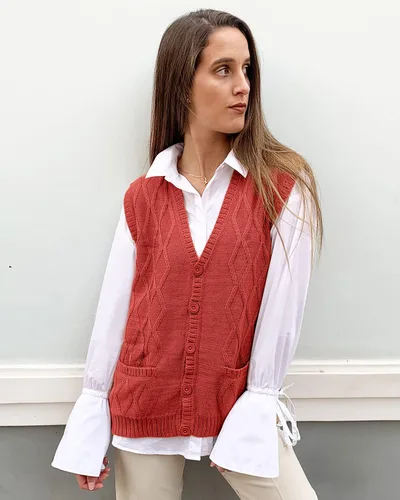 Miniatura 3 de TINKUY Chaleco peruano de lana de alpaca con cuello en V y rombos para mujer, S-4XL