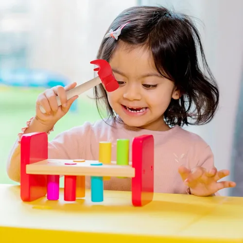 Miniatura 4 de Fowecelt Juguetes de martillo de madera, martillos de simulación, herramientas de mantenimiento, juguetes educativos para niños, suministros de Rojo
