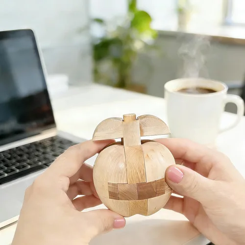 Miniatura 6 de Rompecabezas de madera de manzana para adultos, desafiantes juegos de lógica de coeficiente intelectual 3D para adolescentes de 14 años, juguetes