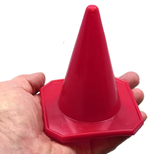 Miniatura 2 de BlueDot Trading Mini conos de tráfico de plástico rojos de 4 pulgadas Juego de 10 para entrenamiento de agilidad, carreras a control remoto