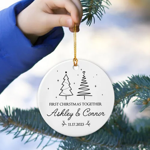 Miniatura 2 de Adorno de nuestra primera Navidad juntos, adorno de cerámica de Navidad personalizado para parejas, 1ª Navidad juntos, adorno de compromiso