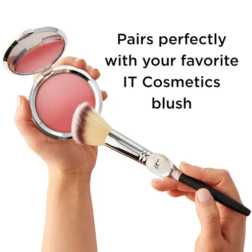 Miniatura 3 de IT Cosmetics Heavenly Luxe French Boutique - Brocha para rubor en ángulo para mejillas - Brocha para rubor líquido y polvo - Brocha de maquillaje