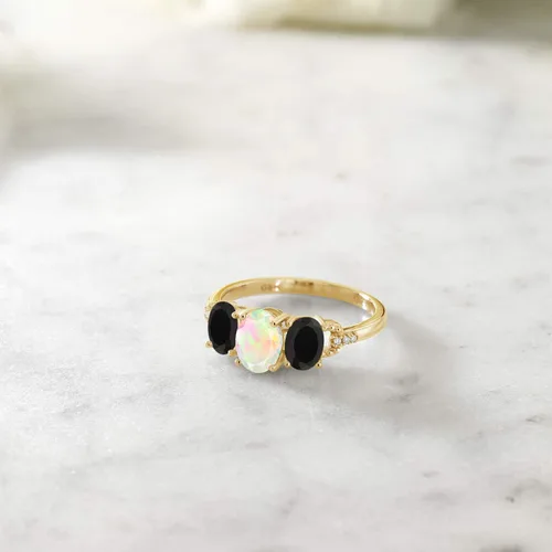 Miniatura 4 de Gem Stone King Anillo de compromiso de 3 piedras de oro amarillo ovalado blanco etíope negro y blanco de 10 quilates para mujer