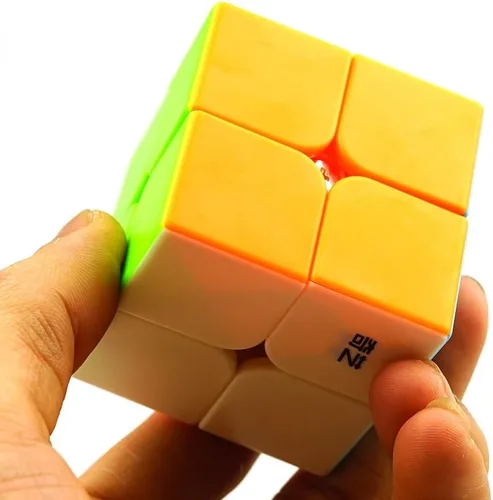 Miniatura 2 de BestCube Cubo Qidi 2 x 2, Cubo de velocidad 2 x 2 x 2 sin pegatinas, Cubo de rompecabezas (Versión Qidi)