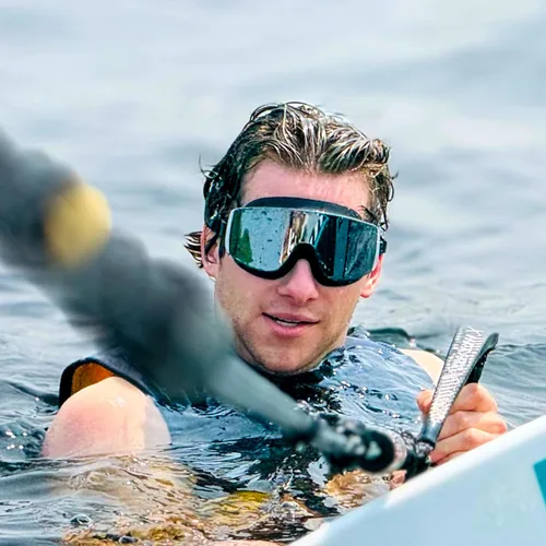 Miniatura 12 de ÆRA Gafas de natación ultraligeras sin marco, lente nanotecnológica antivaho, 100% protección UV, surf, SUP, moto acuática, esquí acuático, aguas