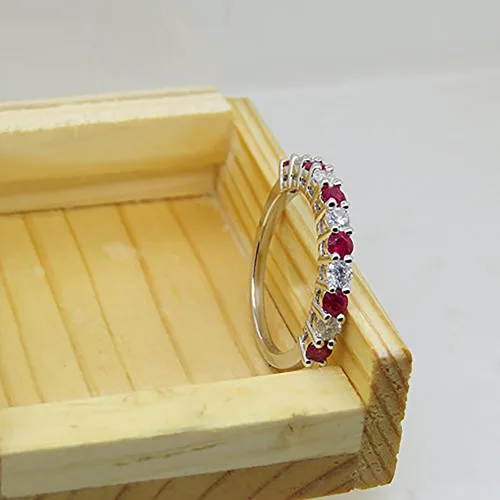 Miniatura 4 de Dazzlingrock Collection Banda alternativa de piedras preciosas y diamantes redondos para mujer en oro