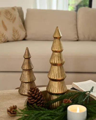 Miniatura 5 de WONDROUS' DECO Figura de árbol de Navidad de madera dorada, figuras de árbol decorativas para mesa, pequeñas figuras de árboles de Navidad dorados