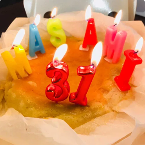 Miniatura 8 de Velas de Cumpleaños Rojas 3 Velas 3er Tres Años Pastel Número Romano Enfriador Número Vela No 30 31 32 33 34 35 36 37 38 39