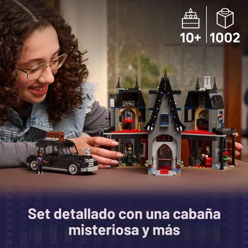Miniatura 2 de LEGO Wednesday Morticia's Cottage Juguete de Construcción - Conjunto de Juego de Simulación con Auto Construible para Niños, Edades 10+ - Con