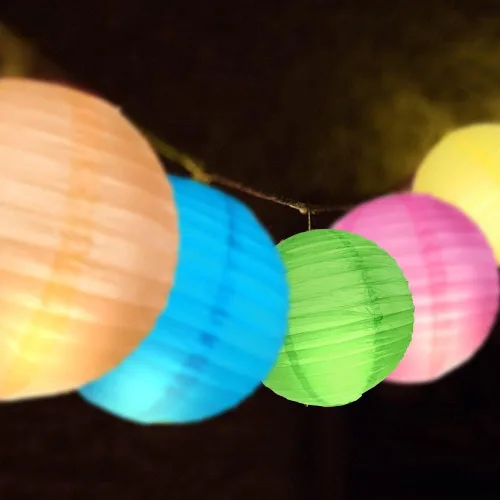 Miniatura 4 de DazzLiteer 12 linternas de papel blanco con luz LED, decoraciones redondas colgantes de papel para cumpleaños, bodas, fiestas, decoración del hogar