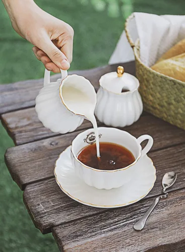 Miniatura 7 de Tazas y platillos de té real, con ribete dorado y caja de regalo, tazas de café británicas, juego de tazas de té, juego de té de porcelana, tazas