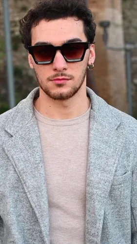 Miniatura 15 de VISOONE Moda 100% UV400 Protección Rectángulo TR90 Y2K Gafas de sol Accesorios para Mujeres Hombres RIVER, Carne de suelo/Gris Rosa