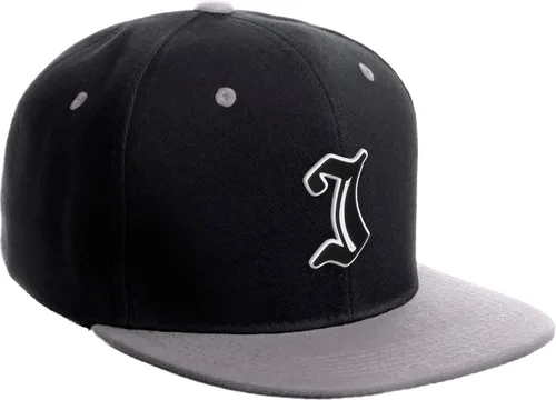 Miniatura 1422 de Daxton Gorra clásica con visera de billete plano con letras del alfabeto inglés antiguo de la A a la Z