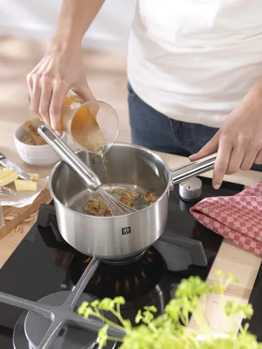 Miniatura 8 de ZWILLING TWIN Classic - Sartén (5.5 in)