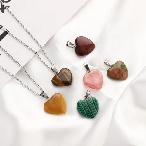 Miniatura 4 de Lezam - 24 piezas de colgantes en forma de corazón, luna y cruz de cristal curativo para hacer collares y joyas. Piedras naturales de cuarzo
