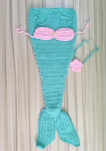Miniatura 4 de Pinbo - Accesorios para fotografías de bebé recién nacido - Vincha, cola y brasier de sirena tejidos al ganchillo