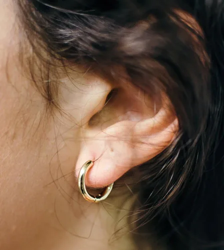 Miniatura 2 de Aretes de aro redondos con bisagras de oro de 14 quilates