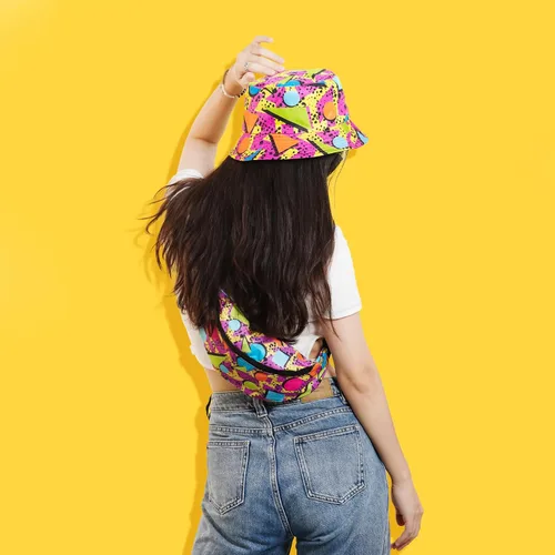 Miniatura 7 de Riñonera de los años 80 y 90 para mujeres y hombres, cangurera de neón, sombrero de los años 90, traje casual retro para disfraz de los años 8090