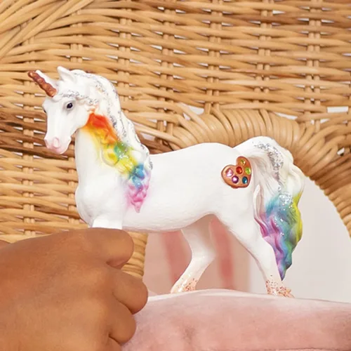 Miniatura 2 de Schleich bayala - Figura mítica de yegua de unicornio arcoíris con detalles decorativos brillantes y cuerno en espiral brillante, juguete divertido