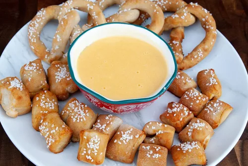 Miniatura 5 de Mom's Place Gluten Free Pretzels suaves con mezcla de sal marina, kit de preparación de pretzel suave, 1 paquete, fácil de fabricar, 24 porciones
