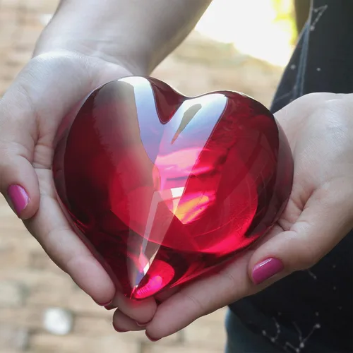 Miniatura 4 de Ca D Oro - Adorno de corazón de cristal grande – Pisapapeles de corazón rojo soplado a mano, regalo decorativo de corazón de cristal rojo, elegante