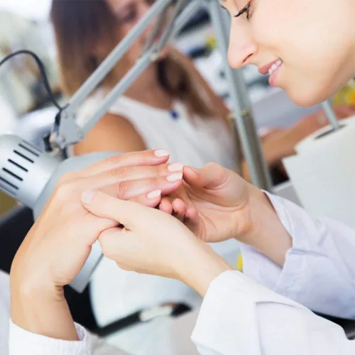 Miniatura 8 de karma organic Fórmula natural de secado rápido: capa de esmalte de uñas de secado rápido para cualquier esmalte de uñas