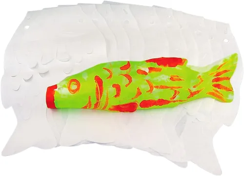 Roylco Kit de manualidades de calcetines de viento Koinobori de carpa japonesa, calcetines de viento de 24 colores para niños, actividad de arte