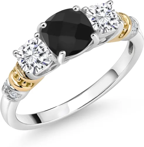 Gem Stone King Anillo de compromiso de plata de ley 925 y oro amarillo de 10 quilates, ónix negro y moissanita blanca de 3 piedras para mujer (1.59