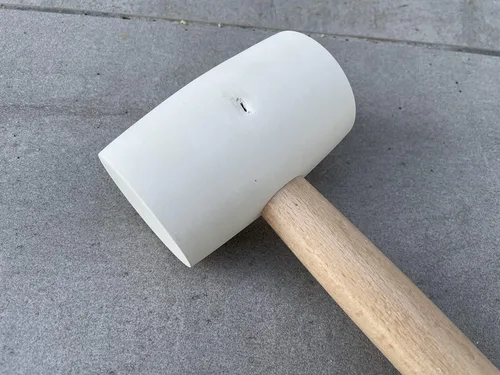 Miniatura 2 de Sandbaggy Mazo de goma 20 onzas de grado industrial Para aplicaciones como construcción y paisajismo Hecho de roble sólido Cómodo para uso