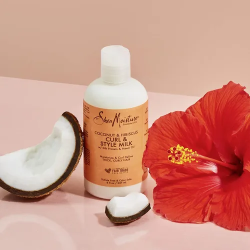 Miniatura 15 de SheaMoisture Curl & Style Milk Coco e Hibisco con Proteína de Seda y Aceite de Neem para Cabello Grueso, Definido y Rizado Comercio Justo, Sin