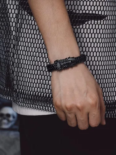 Miniatura 3 de Bandmax Pulsera trenzada de cuero negro para hombre con colgante gótico punk, pulsera de cuero con hebilla de acero inoxidable, paquete de regalo