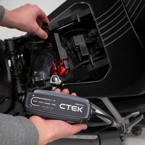 Miniatura 7 de CTEK CT5, Cargador de Batería Automotriz de 12V para Auto, Motocicleta, ATV, Motonieve - Cargador de Batería por Goteo y Mantenedor de Batería