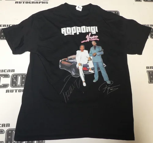 Rocky Romero & Trent Roppongi Vice firmaron la nueva camiseta de lucha libre profesional de Japón BAS COA - Artículos diversos de lucha libre con