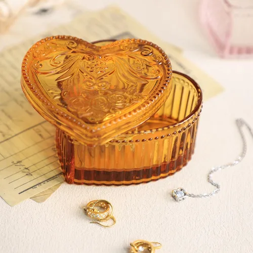 Miniatura 5 de Gaolinci Caja de almacenamiento de vidrio de cristal en forma de corazón con relieve Caja de joyería Caja de dulces con tapa - Ámbar