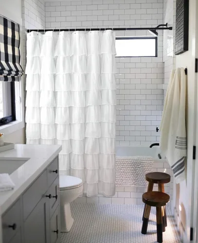 Miniatura 4 de Cortina de ducha Reisen de tela blanca con volantes, para baño, estilo granja, 72 pulgadas de largo Blanco