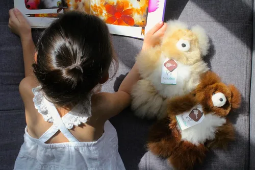 Miniatura 5 de Oso de Peluche de Bebé Alpaca Suave y Tierno - 9 pulgadas. Animal de Peluche de Alpaca Premium Hecho a Mano con Piel Auténtica de Alpaca. Lindo Oso