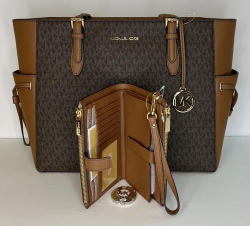 Miniatura 3 de Michael Kors MICHAEL Michel Kors Gilly - Bolsa de viaje con cordón grande con doble cierre para la muñeca