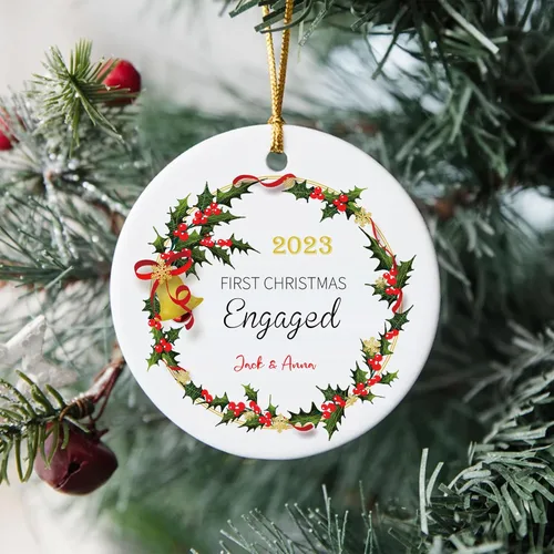 Miniatura 8 de Adorno personalizado para pareja comprometida 2024, primera Navidad para casados juntos comprometidos, adornos de Navidad personalizados, idea