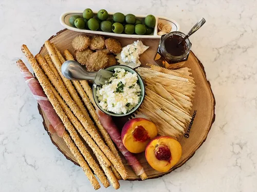 Miniatura 2 de Zassenhaus Natural Bark - Tabla redonda de madera de acacia para servir y queso, 12.5 pulgadas, marrón