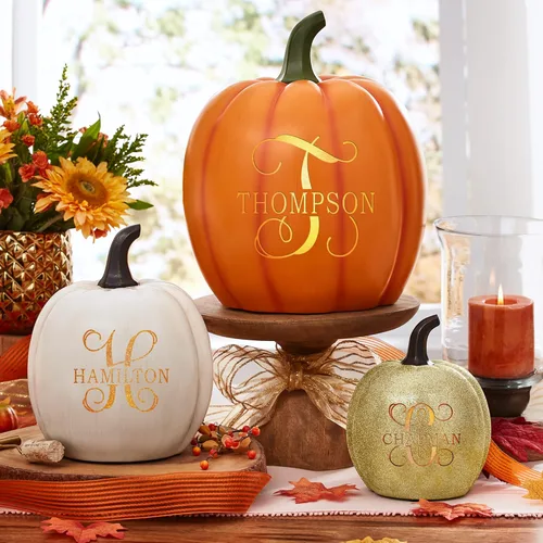 Miniatura 3 de Let's Make Memories - Calabaza personalizable con luz y apellido familiar e inicial para decoración otoñal de Halloween, para interiores y Crema