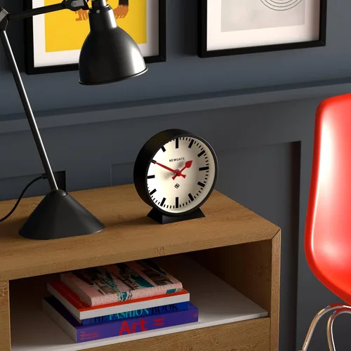 Miniatura 4 de NEWGATE® M Mantel Railway Desk Clock Moderno reloj de estación redonda Negro Estilo contemporáneo para escritorio, mesa, estante o mesita