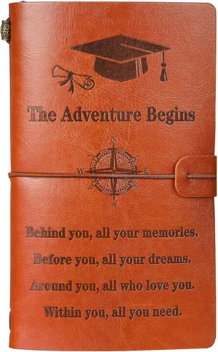 Fainne Regalos de graduación, diario de cuero 2026, regalo de graduación para ella y él, 136 páginas, diario The Adventure Begins College Grad,