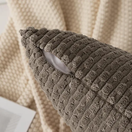 Miniatura 82 de K Kevin Textile - Juego de 2 fundas de almohada decorativas de corduroy suave azul con rayas estilo bohemio, fundas de almohada para sofá, cama