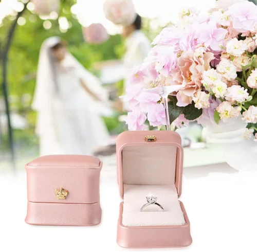 Miniatura 7 de iSuperb Juego de 2 cajas de anillo rosa para propuesta, caja de regalo de compromiso para parejas, caja de regalo de piel sintética, aretes