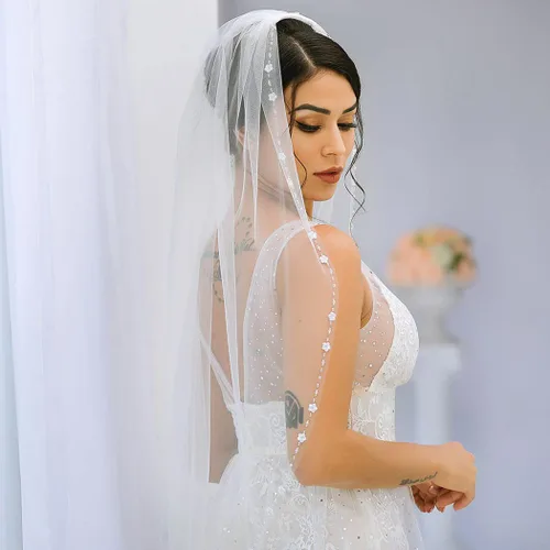 Miniatura 4 de Yikisdy Velo de novia velo de tul marfil velos de novia con borde de flor de perla y peine para novias