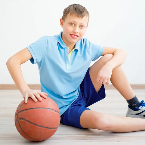 Miniatura 3 de TYCTOS Pantalones cortos deportivos para niños, elásticos, de secado rápido, pantalones cortos deportivos de fútbol para niños con bolsillos