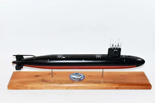 Miniatura 4 de Modelo submarino USS Finback SSN-670