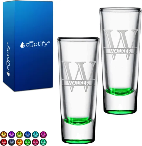 Miniatura 32 de Vaso de chupito personalizado con fondo verde azulado personalizado de 2 oz, vasos de chupito cordial con inicial en script dividido y nombre