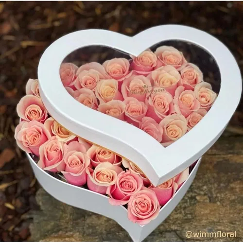Miniatura 2 de UNIKPACKAGING Caja de flores con forma de corazón de alta calidad, cajas de regalo para flores de lujo y arreglos de regalo, juego de 3 (blanco)